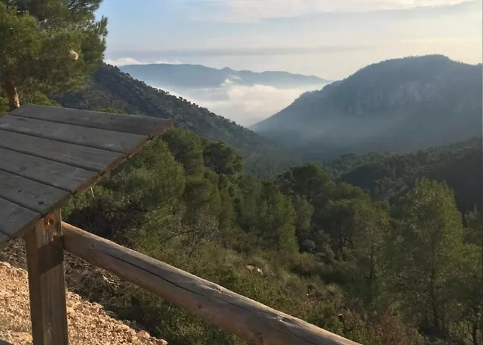 Chalet Rustic Retreat El Pinós